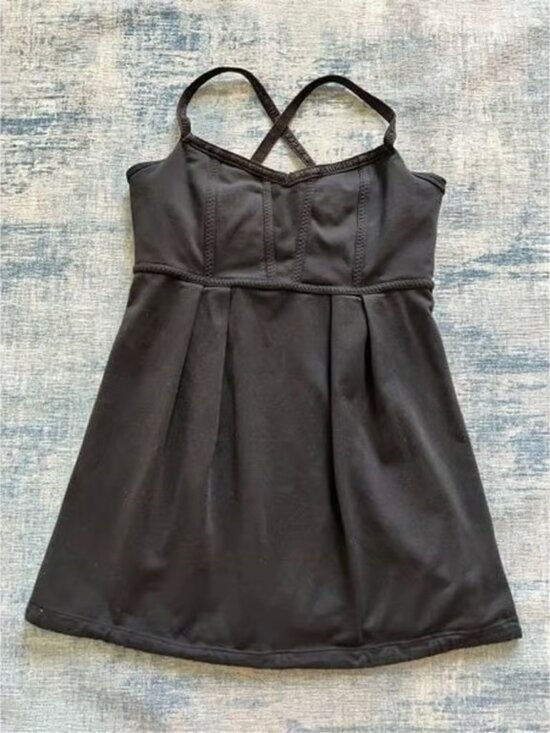 lululemon athletica Tops - Lululemon Black Bulerias Athletic Tank Top Size 6